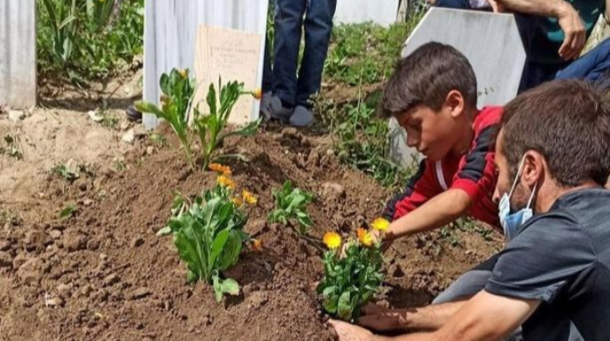 Qoyunlarını qorumaq istəyən yeniyetmə bacısını öldürdü  - FOTO