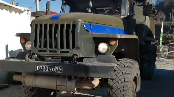 Şuşada sülhməramlıların “KamAZ”ı aşıb,  ermənilərə məxsus avtomobillərdə yanğın olub