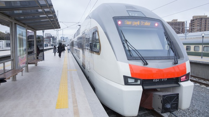 Rayonlararası marşrutlar üzrə qatarların qrafikində dəyişikliklər edildi - FOTO