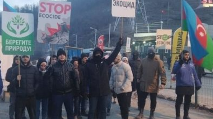 По дороге Ханкенди - Лачын беспрепятственно проехали автомобили МККК - ОБНОВЛЕНО   - ФОТО