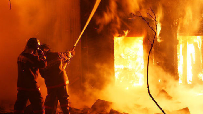 В Шамкирском районе произошел пожар: есть пострадавший
