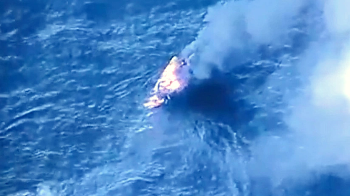 Narkotik ticarəti üçün istifadə edilən qayığı məhv edib 