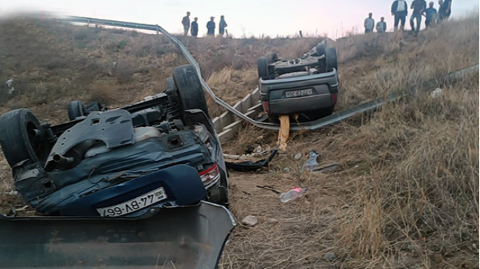 Tovuzda iki avtomobil körpüdən aşıb, xəsarət alanlar var - FOTO 