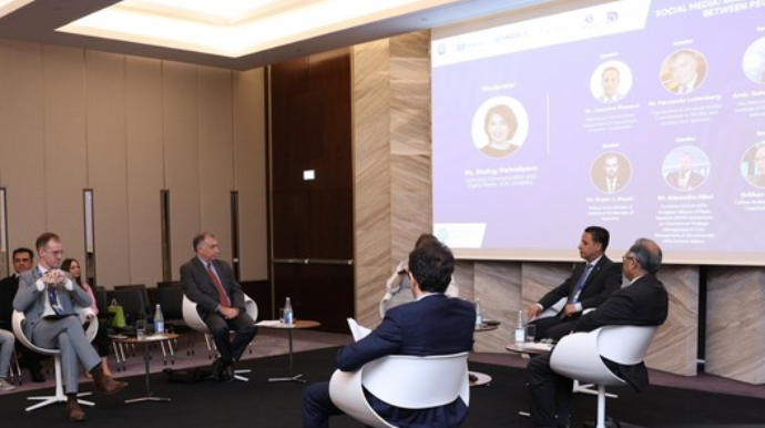 Bakı Forumunda sosial medianın cəmiyyətə müsbət və mənfi təsirləri müzakirə olunub - YENİLƏNİB 
