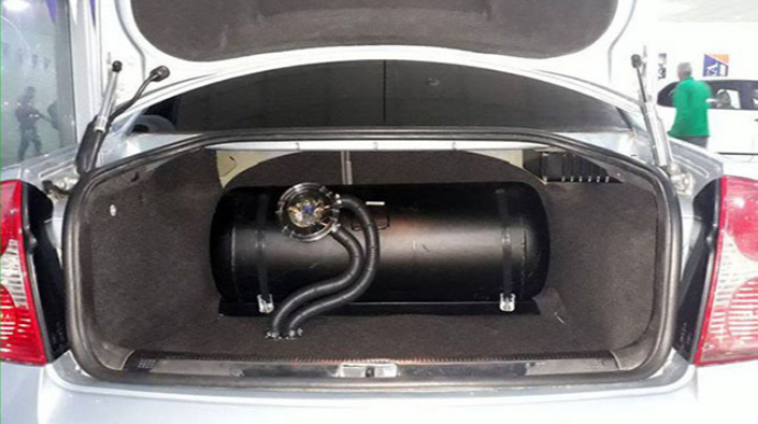 Qaz balonu quraşdırılan avtomobillər təhlükəlidirmi? – QANUNDA BELƏDİR 