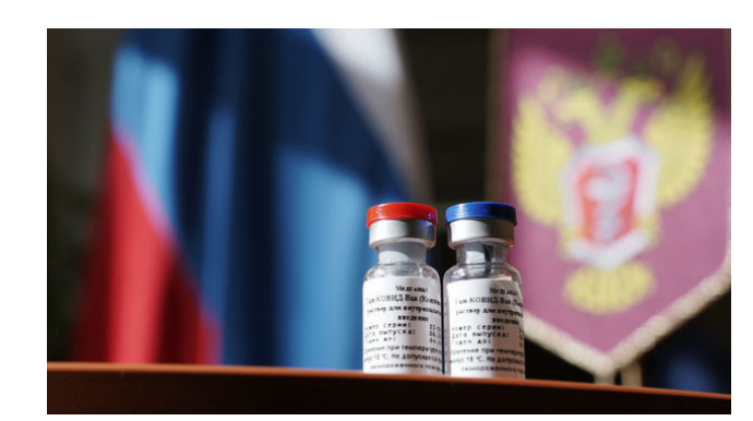Турция отказалась от российской вакцины против коронавируса