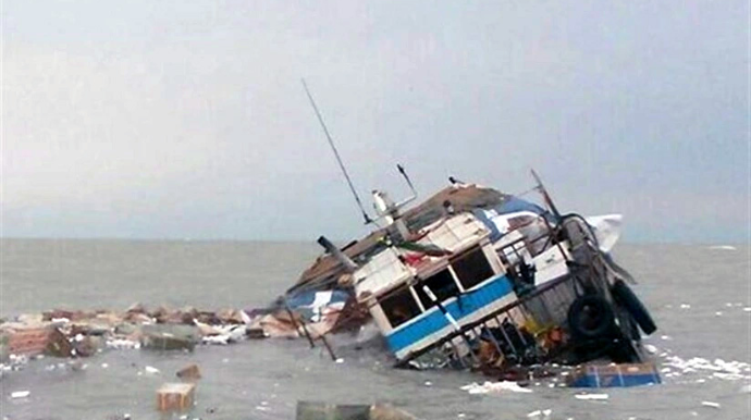 İran sularında Tanzaniya bayrağı altında üzən gəmi batıb 