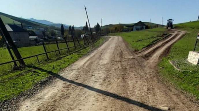 Cəlilabadda mərkəzdən 3 km aralıda yerləşən kəndin yolları bərbad vəziyyətə düşüb  - FOTO
