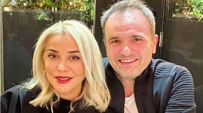 Atasının ölümünü ondan gizlətdilər, avtomobilinin şüşələrini sındırdılar, ölkəsini tərk etdi  - FOTO