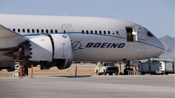 Polşa Azərbaycan üçün göndərilən təyyarə şinlərini müsadirə etdi 