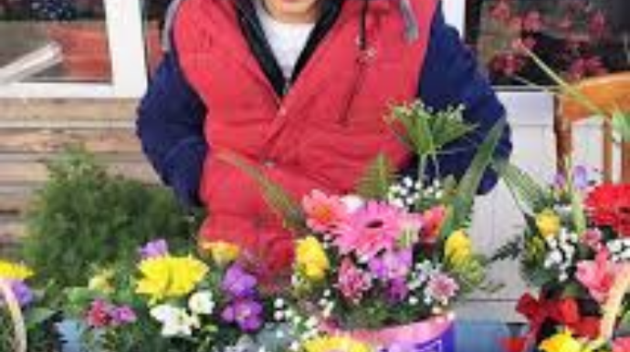 “Tarqovı”da azyaşlılara gül satdıran şəxs həbs edildi