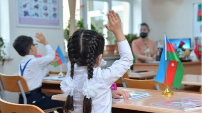 Yeni tədris ili ilə bağlı DƏYİŞİKLİK GÖZLƏNİLİR: Bu il məktəblər sentyabrın 20-i başlayacaq?