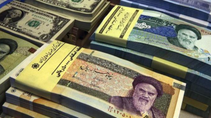 İran valyutası rekord həddə düşdü
