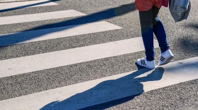 19 yaşlı gənci maşın vurdu - Bakıda  