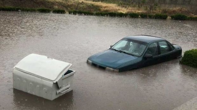 Ankara küçələri su altında qaldı     - FOTO
