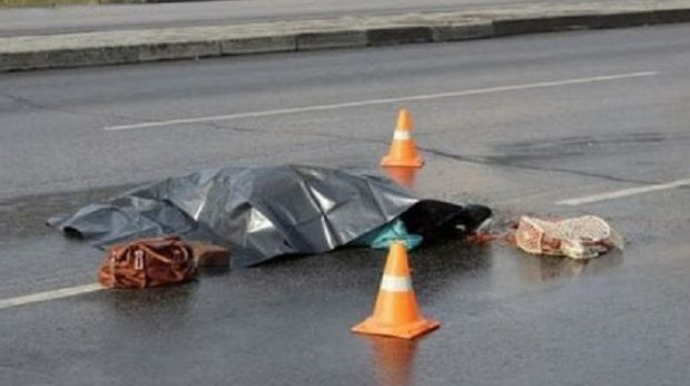 В Абшеронском районе автомобиль сбил 58-летнюю женщину