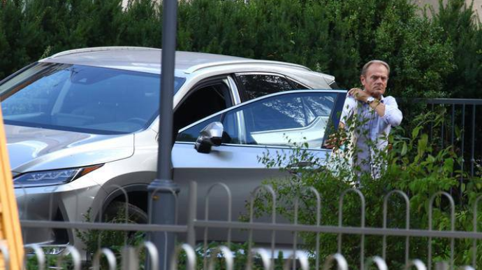 Baş nazirin “Lexus"u oğurlandı - Şübhəli şəxs hava limanında saxlanıldı