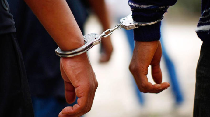 Həbsdə dostlaşdığı şəxsin maşınını qaçırıb cinayət törətdi - ŞOK TƏFƏRRUAT 