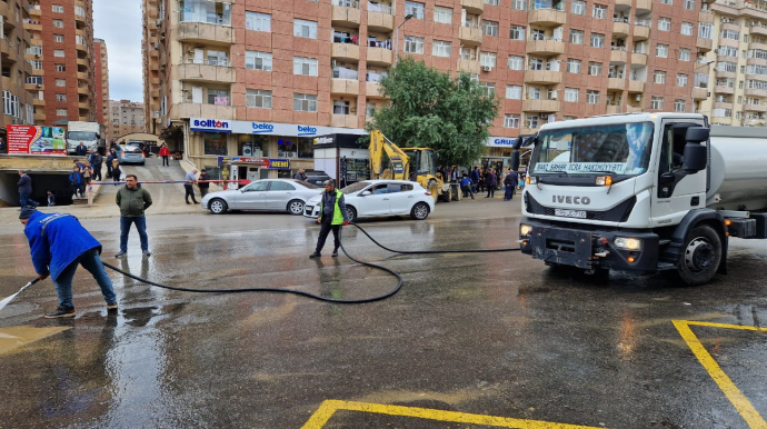 BŞİH:  Yasamalda qəza olan ərazidə təmizlik işləri aparılır  - FOTO