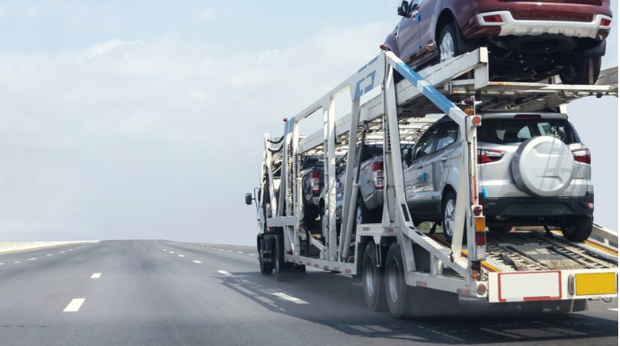 Azərbaycanda avtodaşıyıcıların sayı 2 dəfəyə yaxın artıb