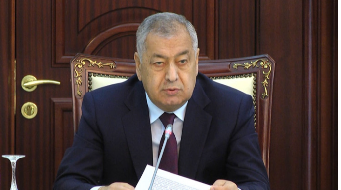 "Baş nazirin, müavinlərinin Qubada villaları var, o yolu görmürlər?" - Vahid Əhmədov 