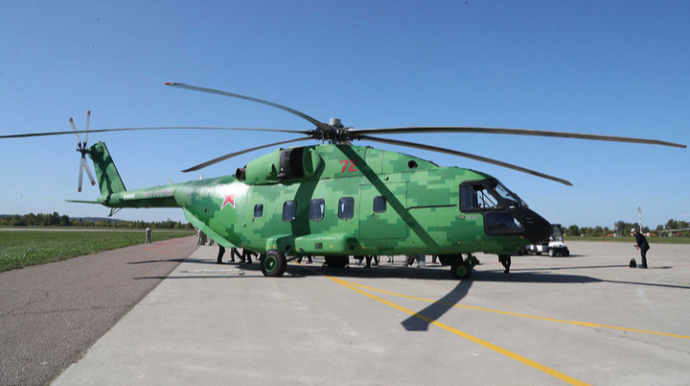 “Mi-38” vertolyotu avtomobil yoluna  təcili qəza enişi edib 