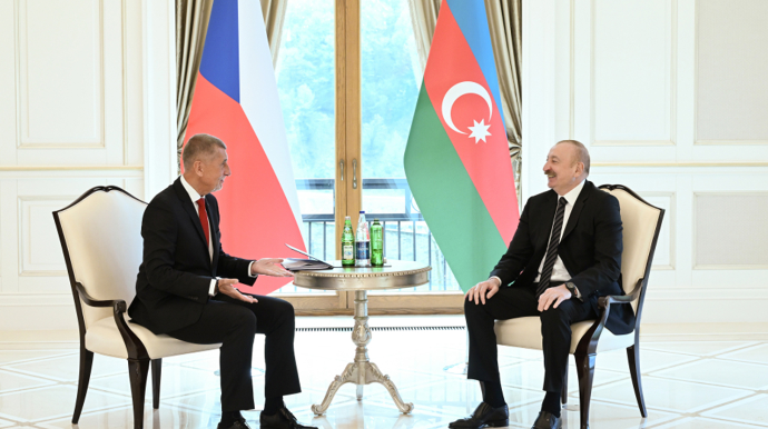 Prezident Çexiya Baş naziri ilə təkbətək görüşdü - FOTOLAR 