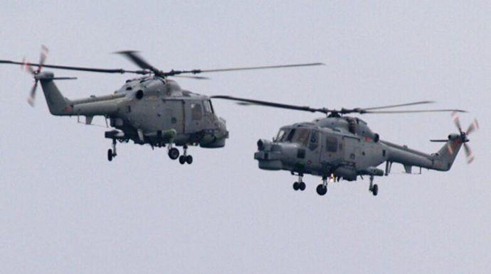 İtaliyada hərbi təlim təyyarələri havada toqquşub 