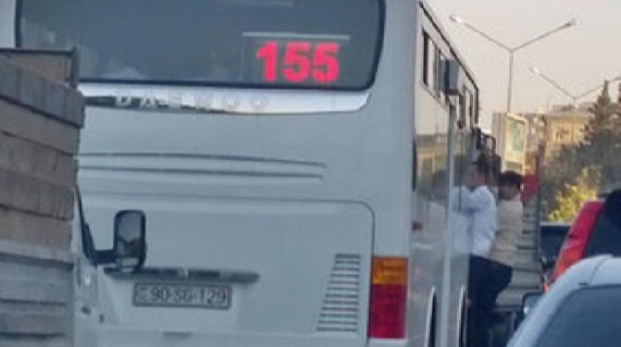 Xocəsəndəki marşrut avtobusunun vəziyyətindən vətəndaşlar NARAZIDIR – ŞİKAYƏT - FOTO