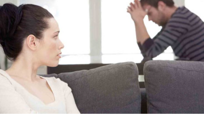 Azərbaycanda 322 şəxsə həyat yoldaşına yaxınlaşmaq qadağan edilib 