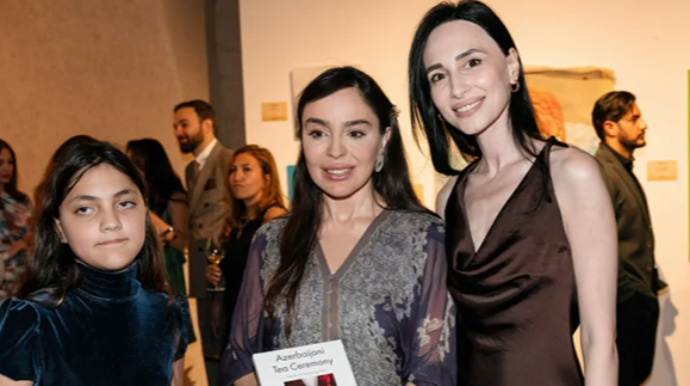 Leyla və Arzu Əliyevalar London Dizayn Biennalesində - FOTO