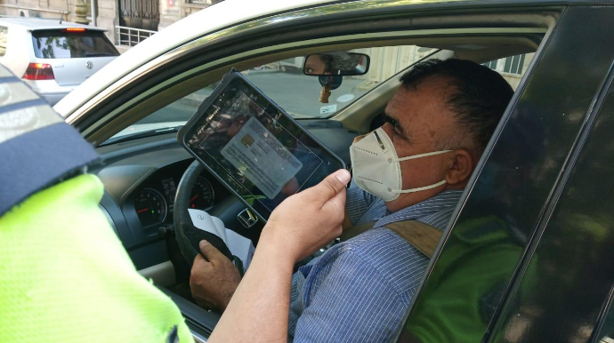 Polis karantinlə bağlı yoxlamaları daha da gücləndirib  - FOTO