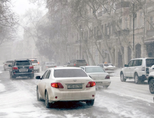 Əsas magistrallarda son durum: yol polisi sürücülərə müraciət etdi