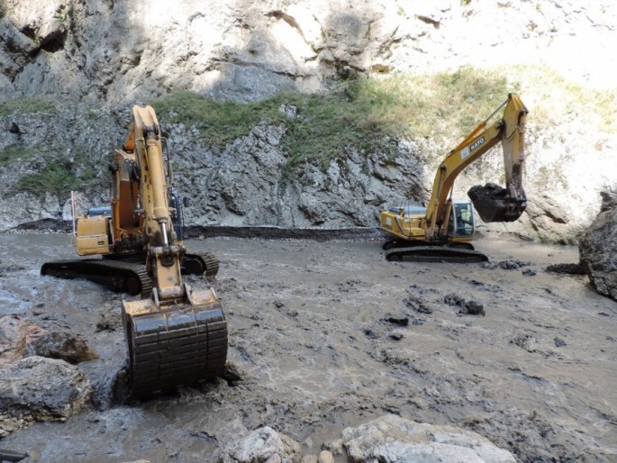Quba-Xınalıq yolu leysan nəticəsində bağlanıb