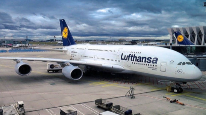 Avropanın ikinci ən böyük aviaşirkətinin fəaliyyəti iflic olub 