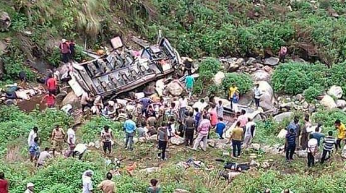 Hindistanda ağır qəza: 9 ölü, 3 yaralı 