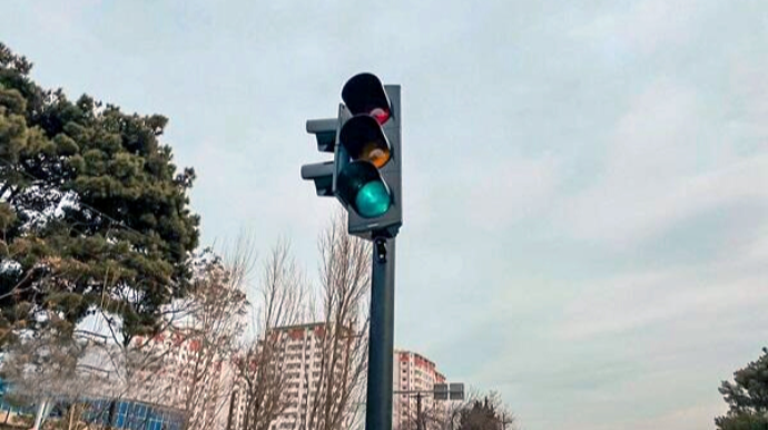 Hövsanın əsas yollarından birində ilk dəfə svetoforlar quraşdırılıb - FOTO