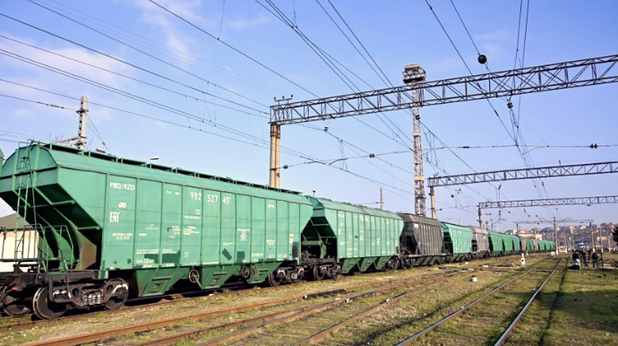 Через Азербайджан в Армению сегодня направят еще 560 тонн зерна - АЖД 