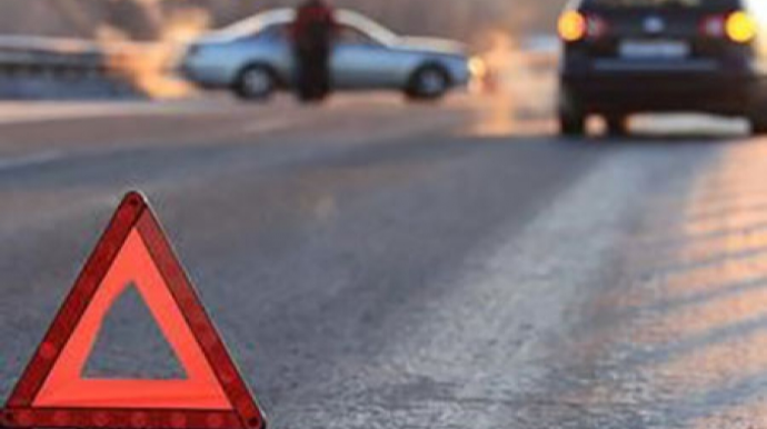 Ceyranbatanda “Mercedes” qadını vurub öldürdü