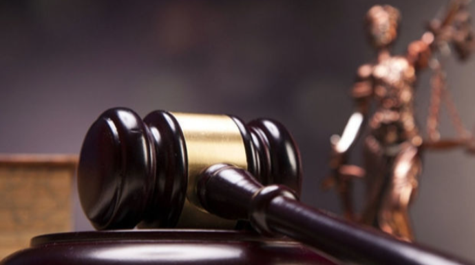 Hədə-qorxu ilə pul ələ keçirən internet kanalının əməkdaşlarının işi MƏHKƏMƏDƏ 