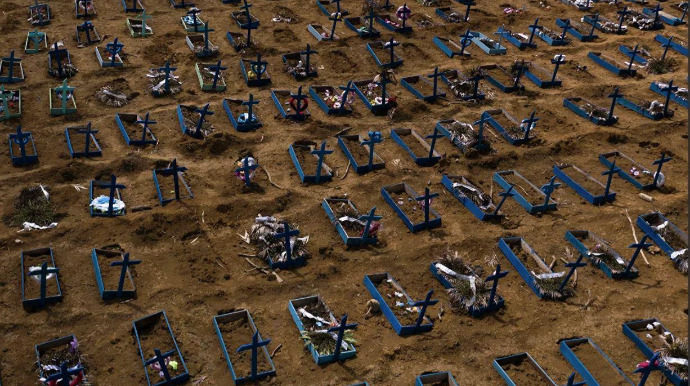 Braziliyada koronavirus xəstələrinin sayı 2,4 milyonu ötdü