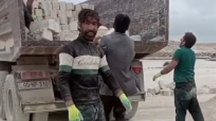 Meyiti tapılan Kamalın papağı başqa yerdə aşkarlanıb - Ayaqqabısının bir tayı isə yoxdur... 