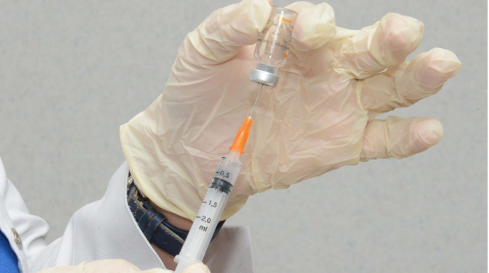 Koronavirusa qarşı təkrar peyvəndin vurulması ilə bağlı alimdən AÇIQLAMA