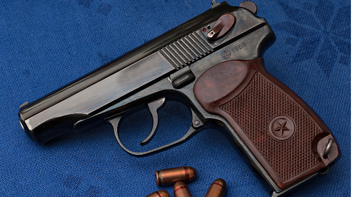 Polisdən qanunsuz silah əməliyyatları: 3 tapança, patronlar... 