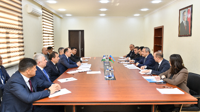 Azərbaycan və Özbəkistan arasında avtomobil nəqliyyatı sahəsində əməkdaşlıq müzakirə edilib  - FOTO