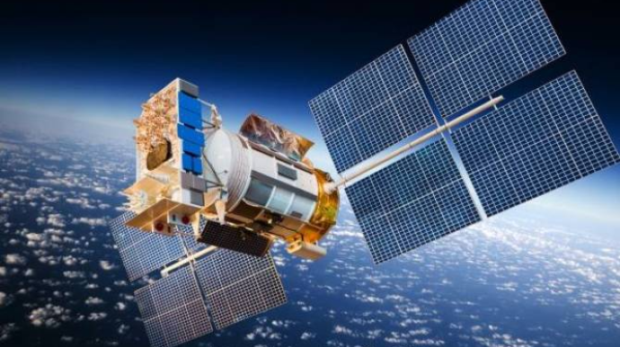 Çin orbitə bir neçə peyk göndərdi 