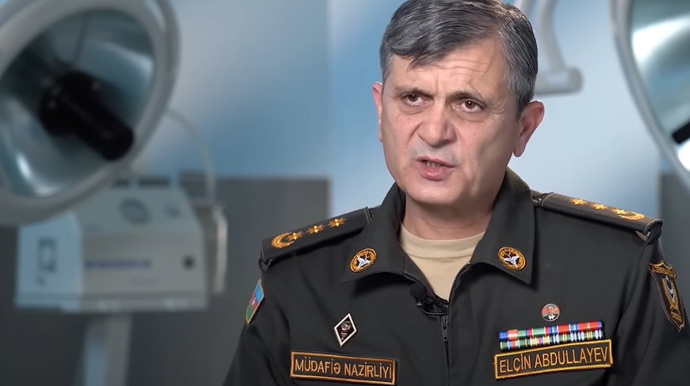 Zakir Həsənov “papanin hospitalı”nın rəisini işdən çıxardı 