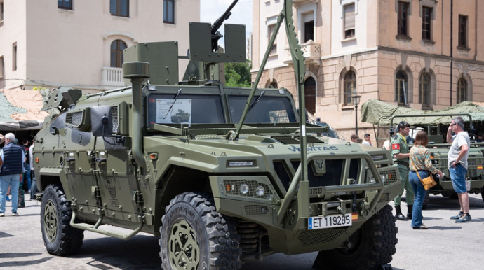 600 min avroluq maşını yerə çırpdılar - VİDEO 