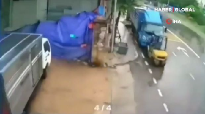 Sürücü peşəkarlığı və soyuqqanlığı sayəsində ağır qəzadan xilas oldu   - VİDEO