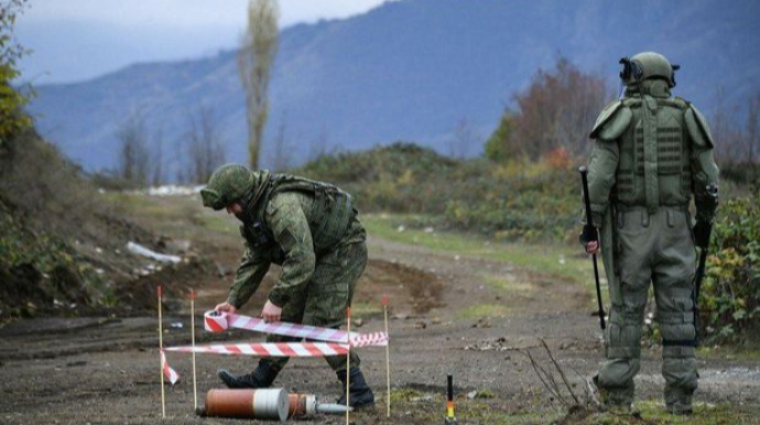 Миротворцы разминировали более 470 гектаров территории в Карабахе
